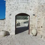Masseria Torre Saracena Bed & Breakfast