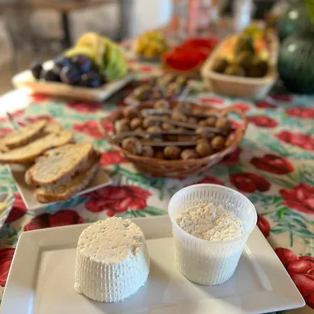 Masseria Torre Saracena Bed & Breakfast *
