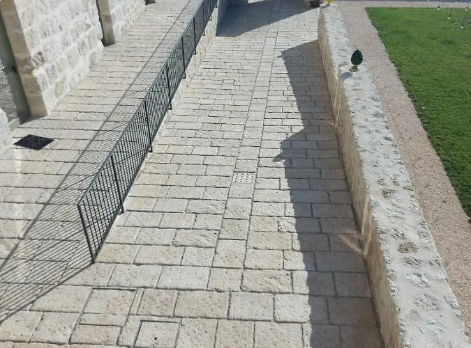 Masseria Torre Saracena